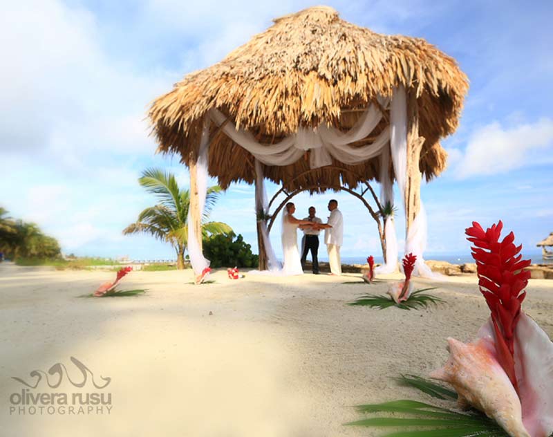 Belize Beach Wedding at Xanadu Island Resort
